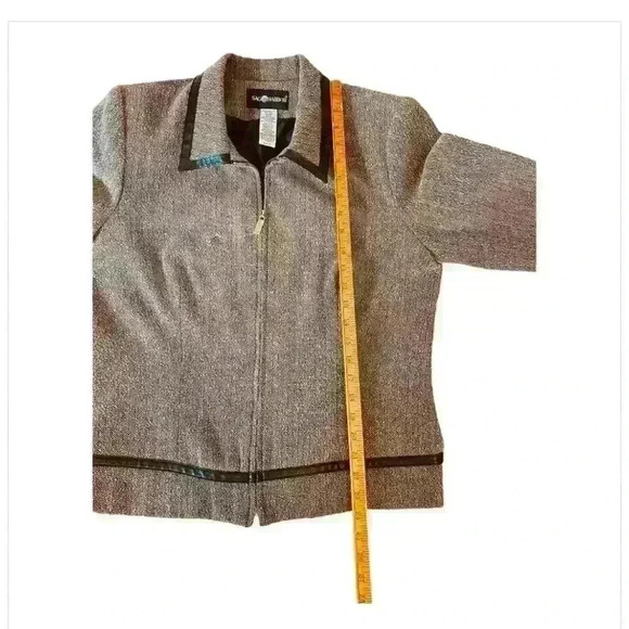 Sag Harbor Women's Brown Tan Herringbone Blazer Jacket Size 12  Zip - Picture 2 of 6